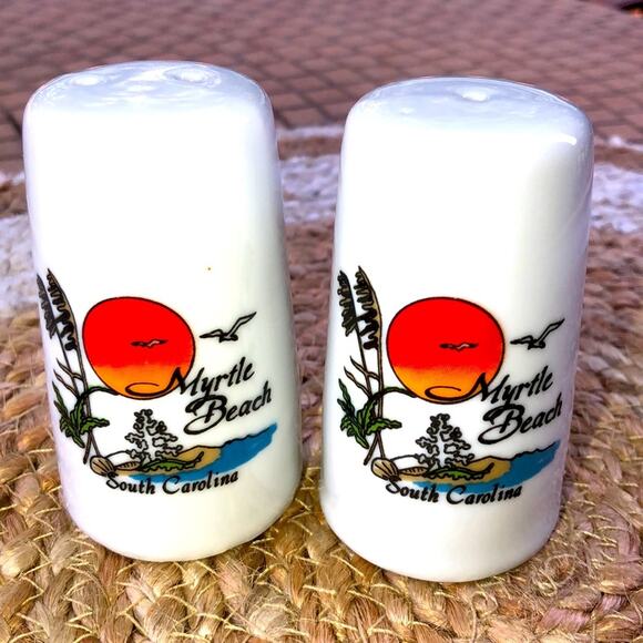 Myrtle Beach SC Salt & Pepper Shaker Set - Picture 1 of 8